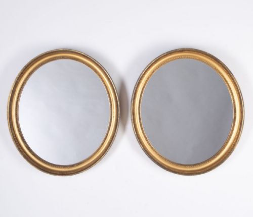 19th century pair of oval mirrors - CATEGORY: ANTIQUE MIRRORS - DATED 19TH CENTURY