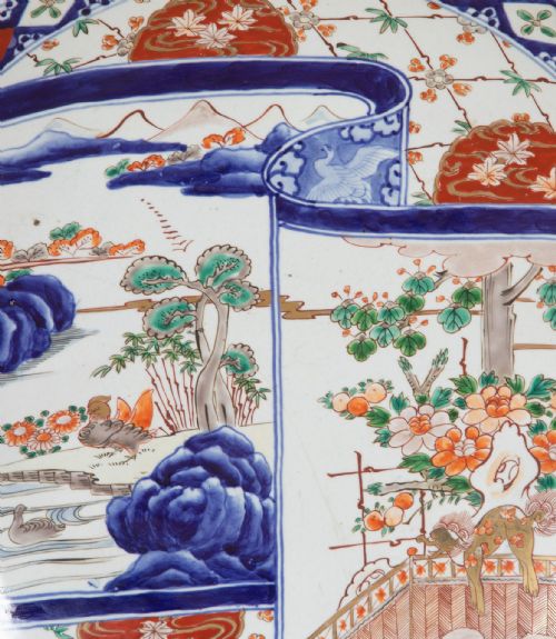PAIR OF 19TH CENTURY IMARI CHARGERS - ADDITIONAL PHOTO 10