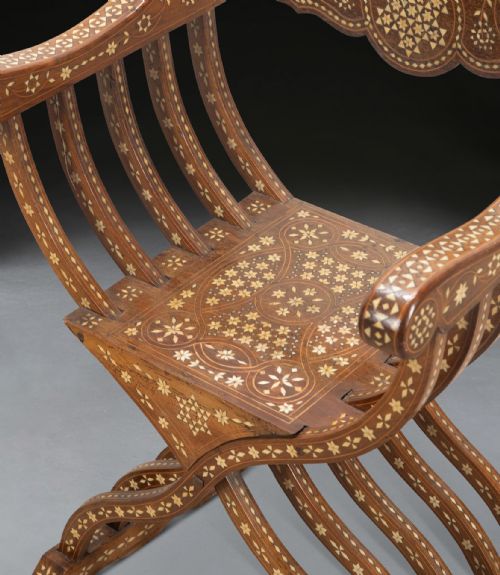PAIR OF 19TH CENTURY SAVONAROLA CHAIRS - ADDITIONAL PHOTO 9