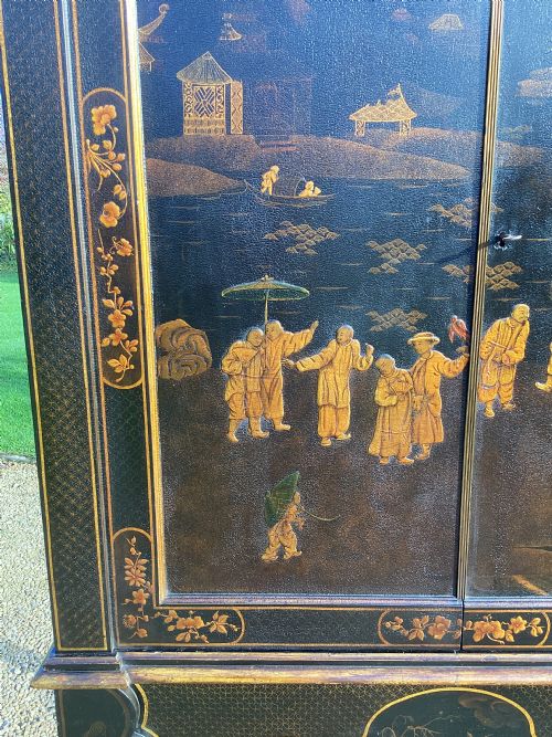 REGENCY CHINOISERIE CABINET ON STAND - ADDITIONAL PHOTO 1