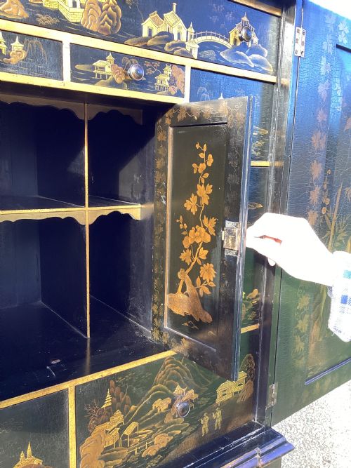REGENCY CHINOISERIE CABINET ON STAND - ADDITIONAL PHOTO 13