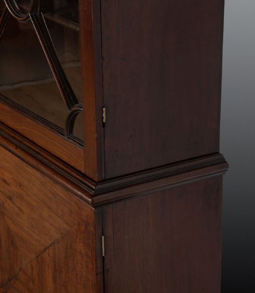 18TH CENTURY GEORGE III MAHOGANY LIBRARY BOOKCASE - ADDITIONAL PHOTO 8