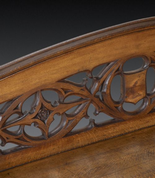LARGE 19TH CENTURY ENGLISH OAK HALL BENCH - ADDITIONAL PHOTO 4