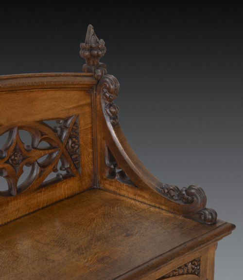 LARGE 19TH CENTURY ENGLISH OAK HALL BENCH - ADDITIONAL PHOTO 6