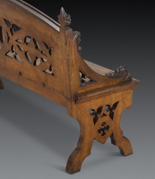LARGE 19TH CENTURY ENGLISH OAK HALL BENCH - ADDITIONAL PHOTO 9