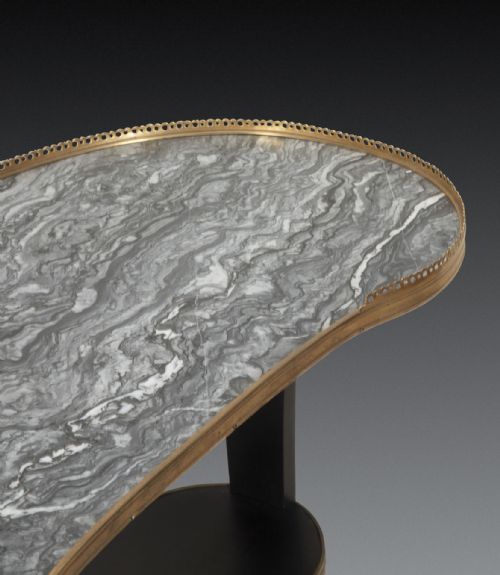 19TH CENTURY MARBLE TOP KIDNEY SHAPED TABLE - ADDITIONAL PHOTO 2