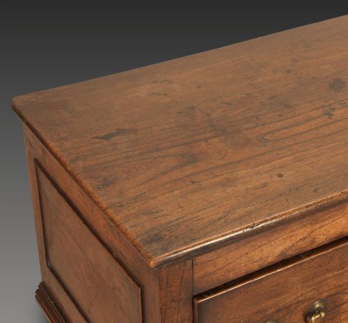 18TH CENTURY GEORGIAN ELM DRESSER - ADDITIONAL PHOTO 5