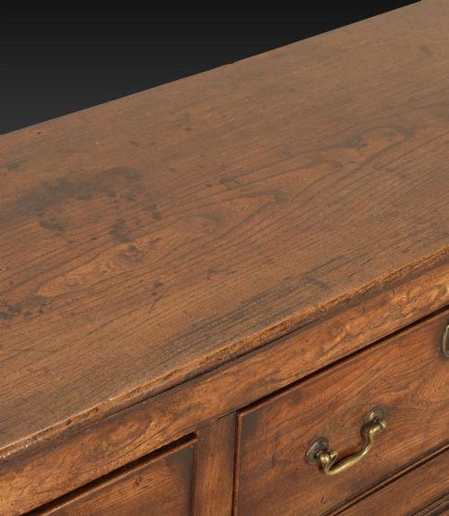 18TH CENTURY GEORGIAN ELM DRESSER - ADDITIONAL PHOTO 6