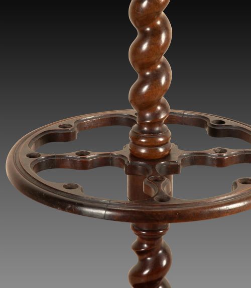 LARGE 19TH CENTURY CARVED HALL STAND - ADDITIONAL PHOTO 8