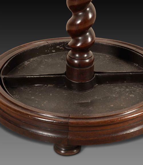 LARGE 19TH CENTURY CARVED HALL STAND - ADDITIONAL PHOTO 9