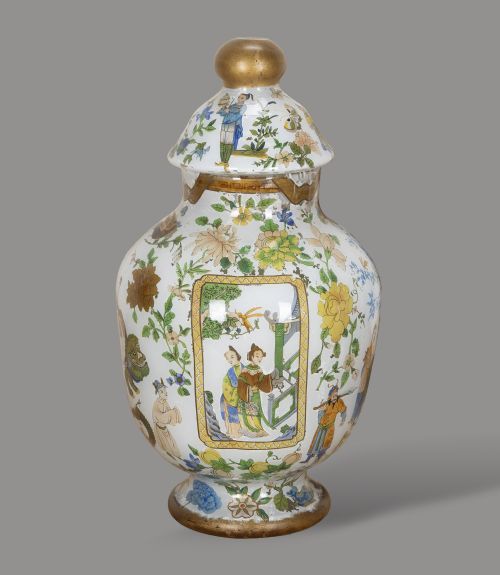 PAIR OF 19TH CENTURY ENGLISH DECALCOMANIA VASES - ADDITIONAL PHOTO 10