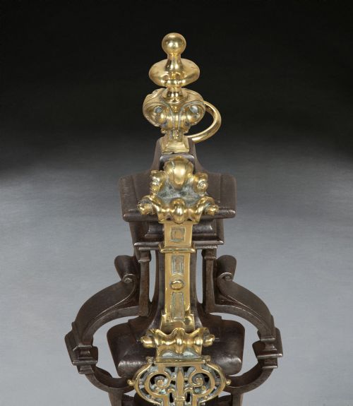 PAIR OF 19TH CENTURY CAST IRON ANDIRONS OR FIREDOGS - ADDITIONAL PHOTO 3