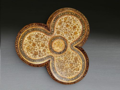 A FANTASTIC QUALITY INDIAN KASHMIR OCCASIONAL TABLE - ADDITIONAL PHOTO 2