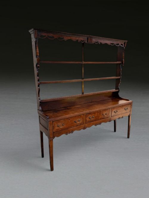 UNUSUAL GEO III OAK DRESSER - ADDITIONAL PHOTO 2