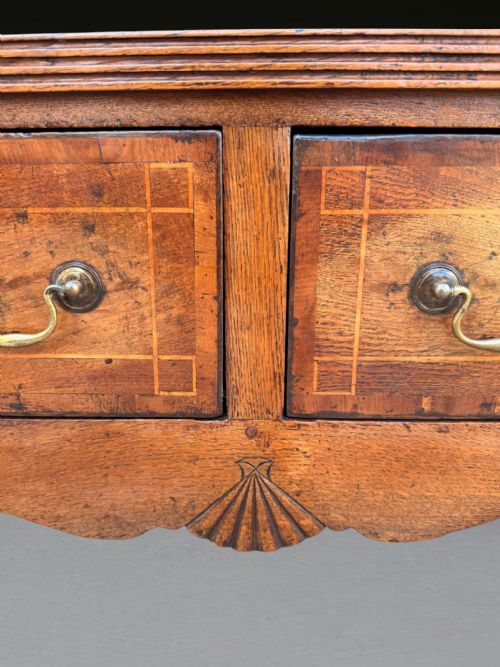 UNUSUAL GEO III OAK DRESSER - ADDITIONAL PHOTO 18