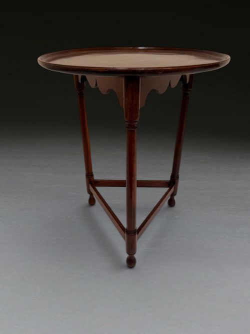 Geo III Mahogany Cricket Table
