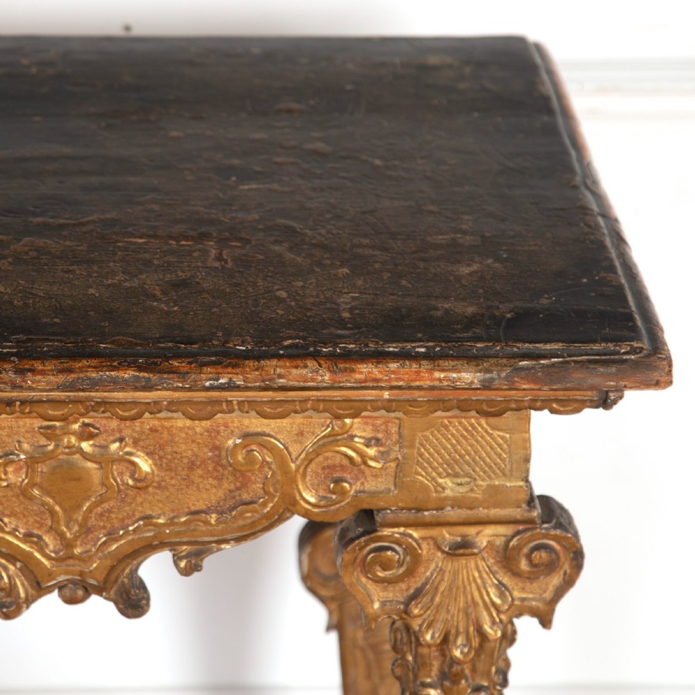 18th Century Italian Giltwood Console Table View VII