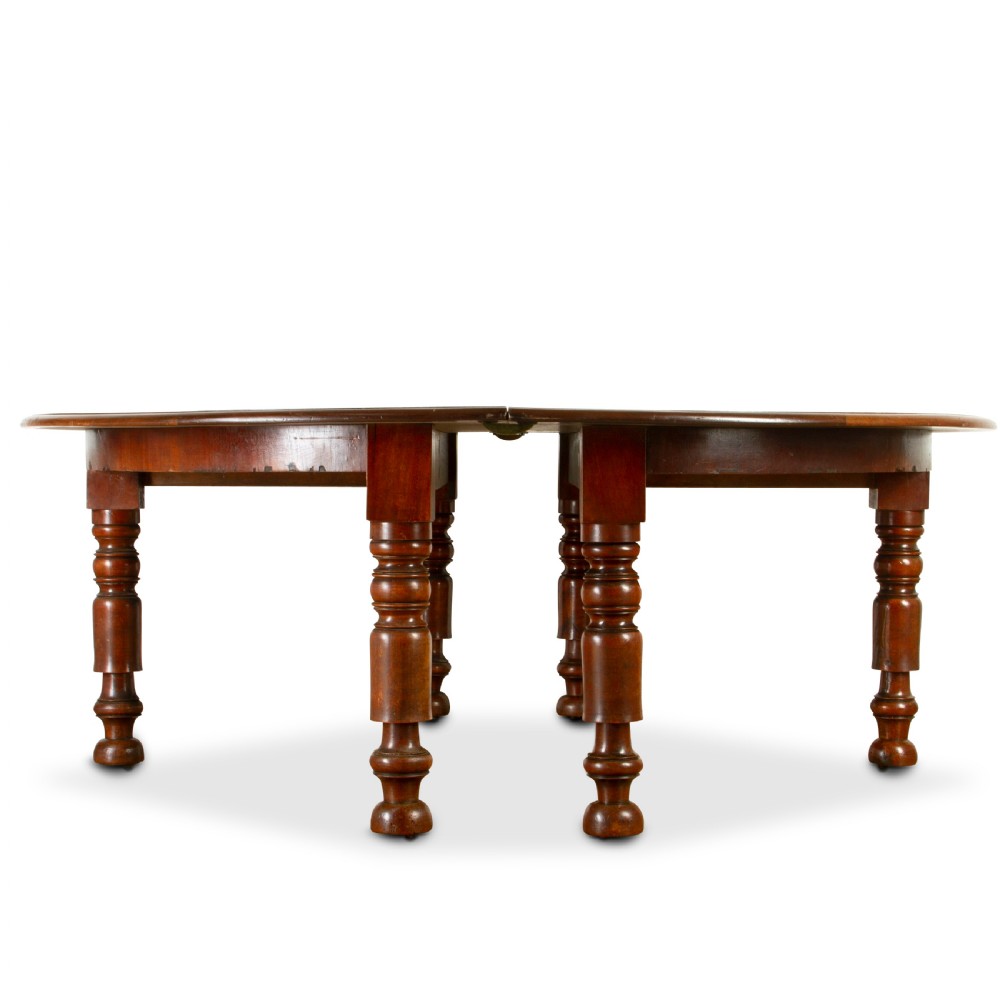 19th Century Large Round Table View IV