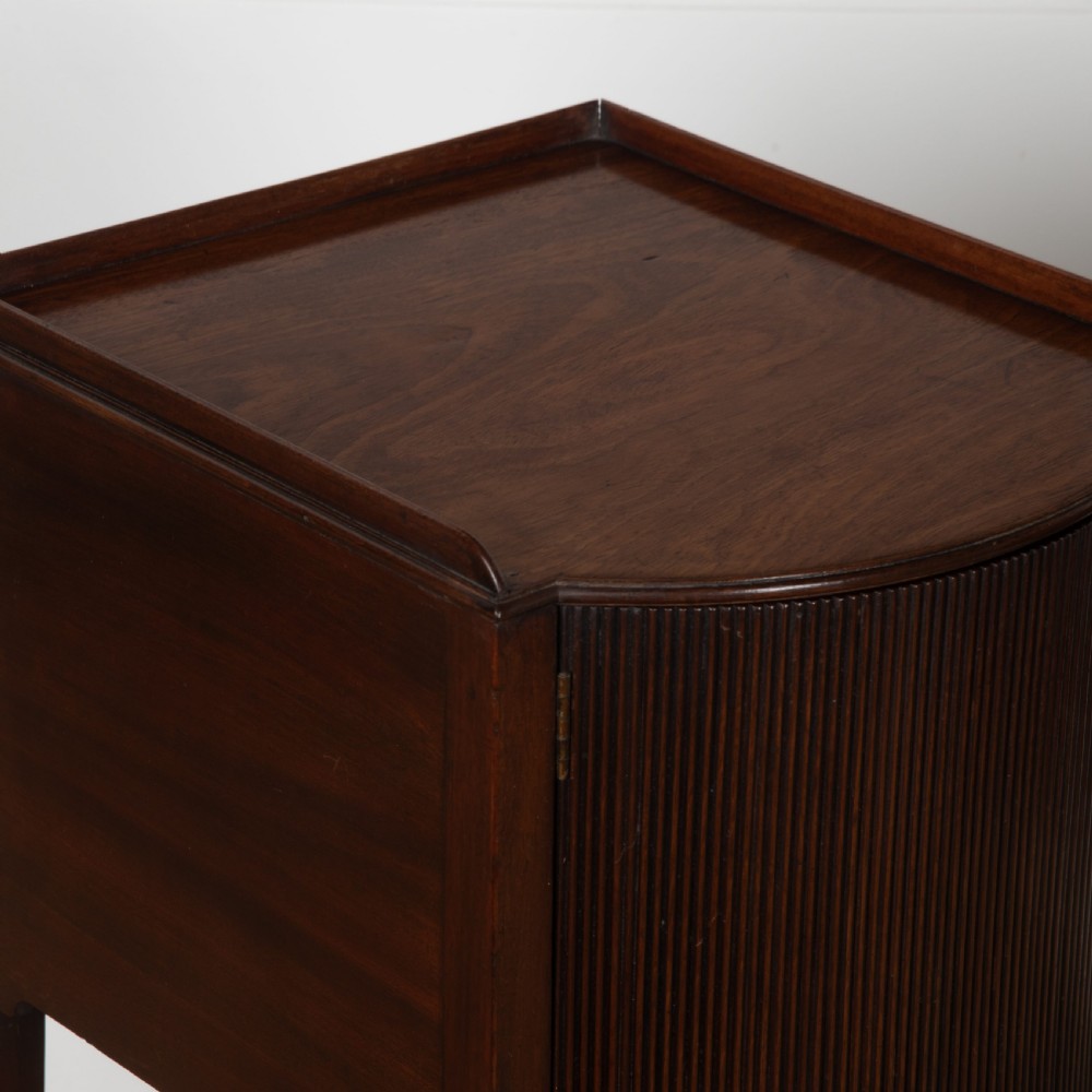Pair of Geo III Gillow Bedside Cupboards View V