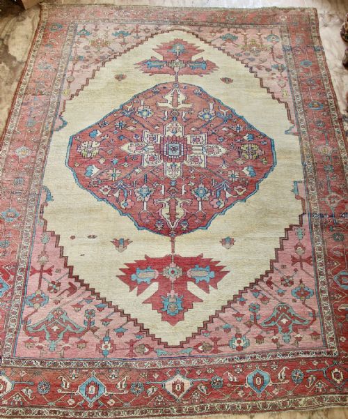 276 X 361cm Antique & Superb 'Serapi' Heriz Carpet