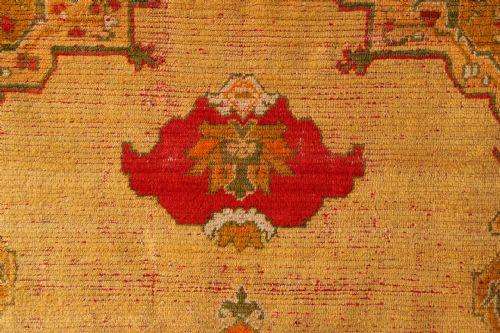 122 X 186CM ANTIQUE KULA OUSHAK RUG - ADDITIONAL PHOTO 2