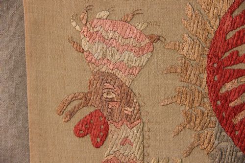 43 X 46CM LATE 19TH CENTURY GREEK ISLAND EMBROIDERY SKYROS - ADDITIONAL PHOTO 2