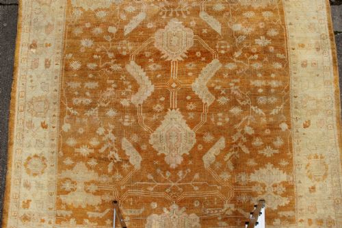 305 X 322CM FINE ANTIQUE FADED OUSHAK - ADDITIONAL PHOTO 5