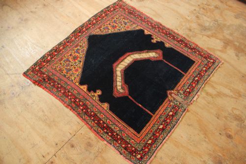 103 X 109CM FINE ANTIQUE SENNEH SADDLERUG - ADDITIONAL PHOTO 8