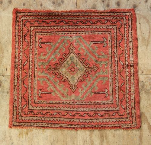 88 X 93CM ANTIQUE OUSHAK MAT