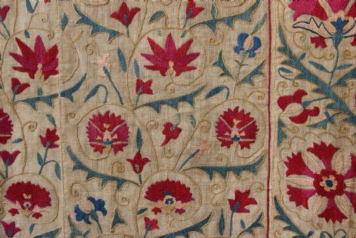 108 X 140CM FINE ANTIQUE SUZANI - ADDITIONAL PHOTO 3