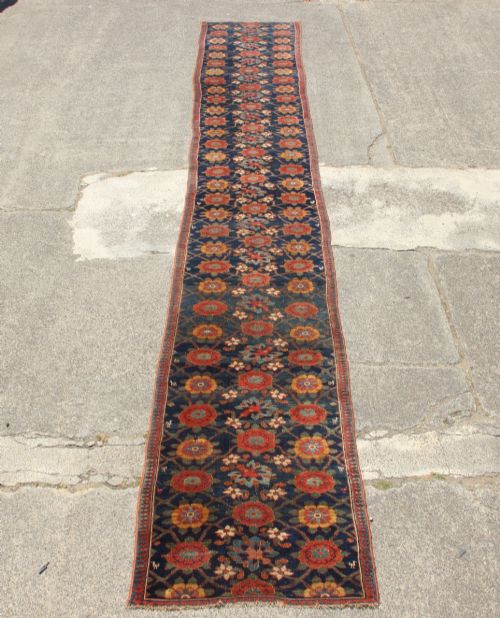 96 X 616CM FINE ANTIQUE KURDISH 'MINA KHANI' LONG RUNNER