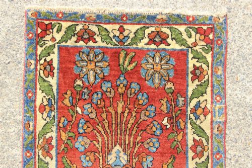 42 X 118CM FINE ANTIQUE SAROUK RUG - ADDITIONAL PHOTO 3