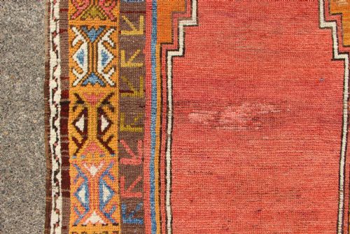 108 X 164CM MID 19TH CENTURY KONYA PRAYER RUG - ADDITIONAL PHOTO 5