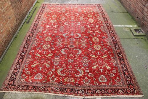 372 x 576cm Antique Heriz Carpet