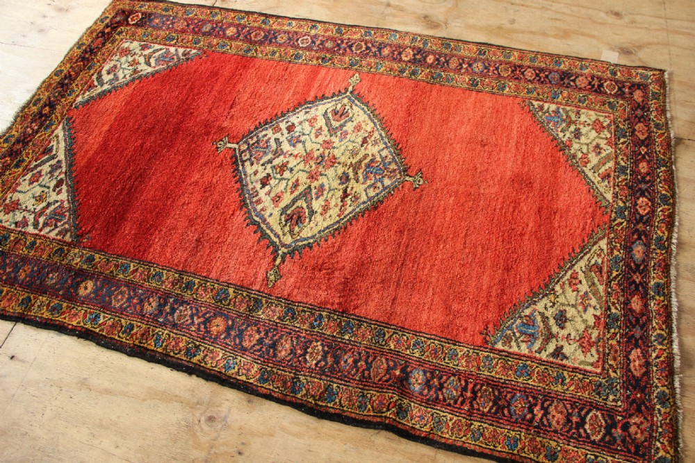120 x 178cm Outstanding Antique Fereghan Rug View IV