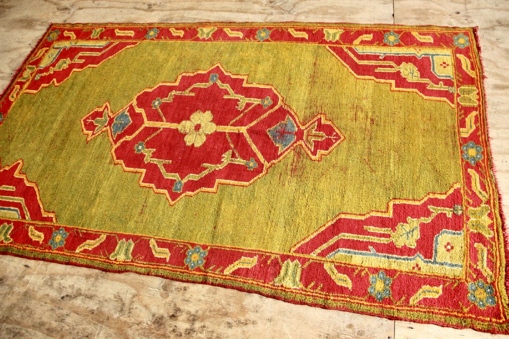 122 x 211cm Antique Oushak Rug View III
