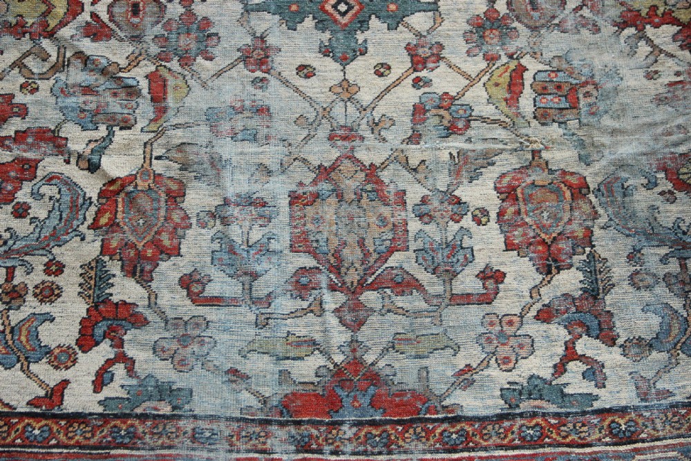 270 x 388cm Heavily Worn Mahal Carpet View III