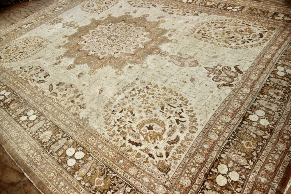 311 x 402cm 'Hadja Jalili' Tabriz View VII