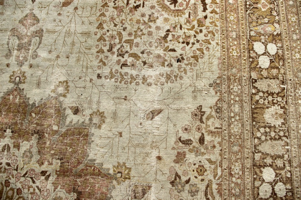 311 x 402cm 'Hadja Jalili' Tabriz View X