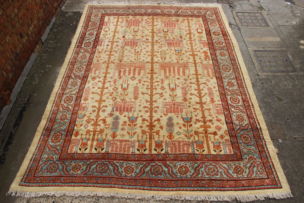 300 x 406 Stunning Antique Bakshiash Carpet