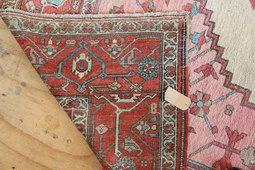 276 x 361cm Antique & Superb 'Serapi' Heriz Carpet View XII