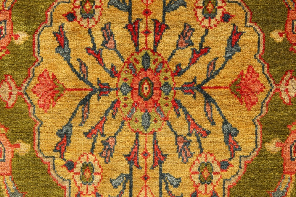 145 x 198 Fantastic Small, Very Fine Antique Ziegler Rug View IX