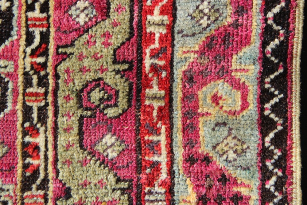 47 x 91 Antique Kirsehir Yastik View IV