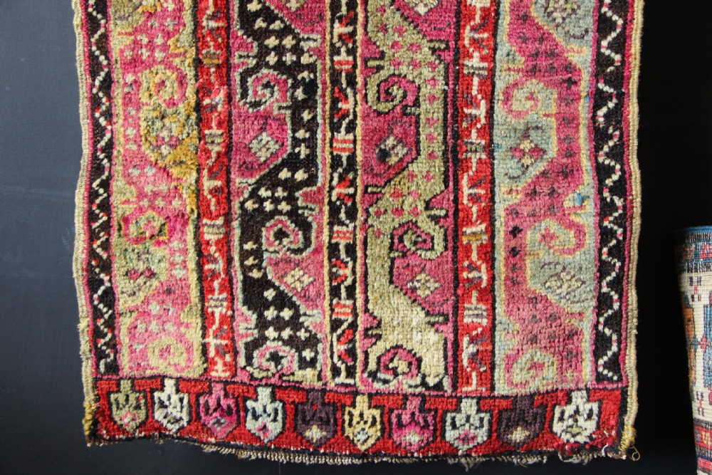 47 x 91 Antique Kirsehir Yastik View V