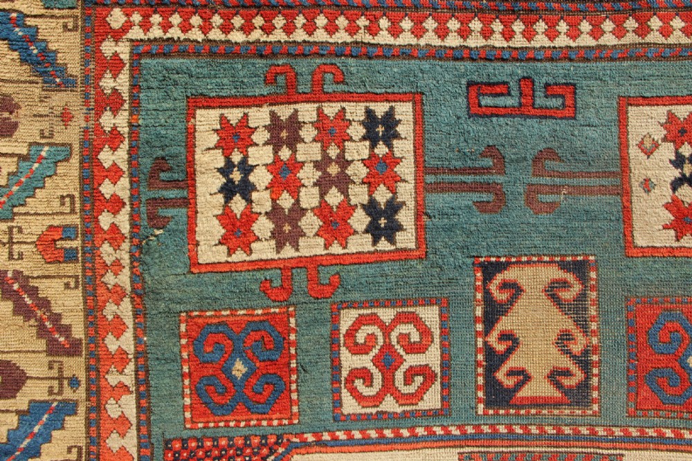 167 x 234cm Outstanding Karachopf Carpet View III