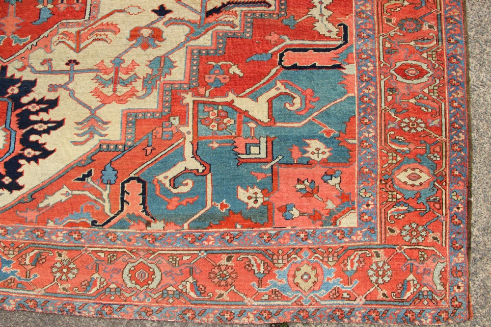 286 x 350cm Outstanding Antique Serapi Heriz Carpet View IX