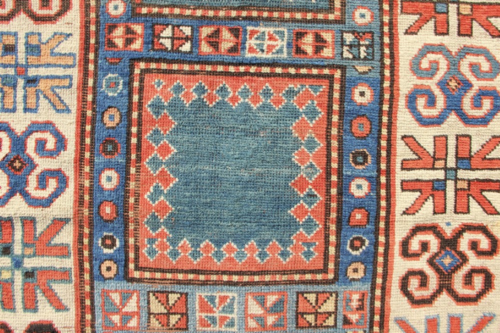 122 x 210cm Antique Kazak Rug View IV