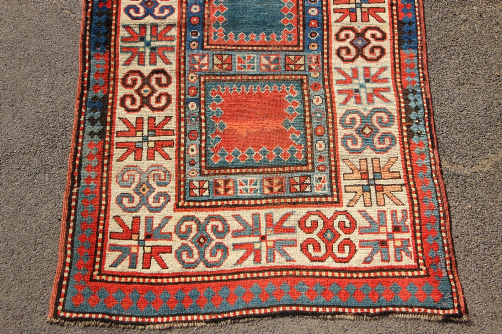 122 x 210cm Antique Kazak Rug View VI