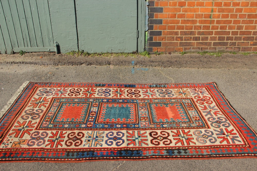 122 x 210cm Antique Kazak Rug View VIII