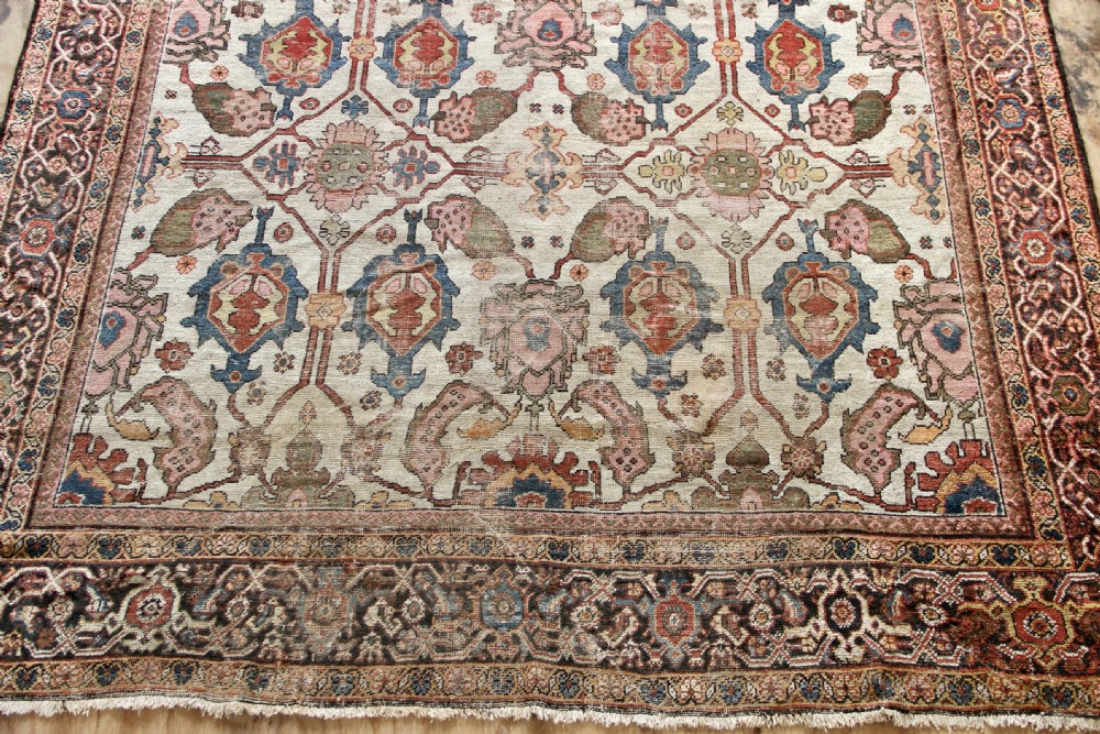 267 x 368cm Antique Ziegler Mahal Carpet View II